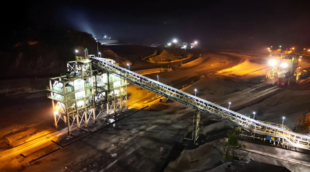 Menggali Potensi Cilacap: Solusi Cranes Terpercaya untuk Proyek Anda